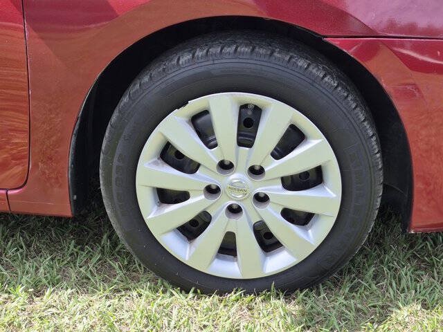 Used 2015 Nissan Sentra SV FWD image 9