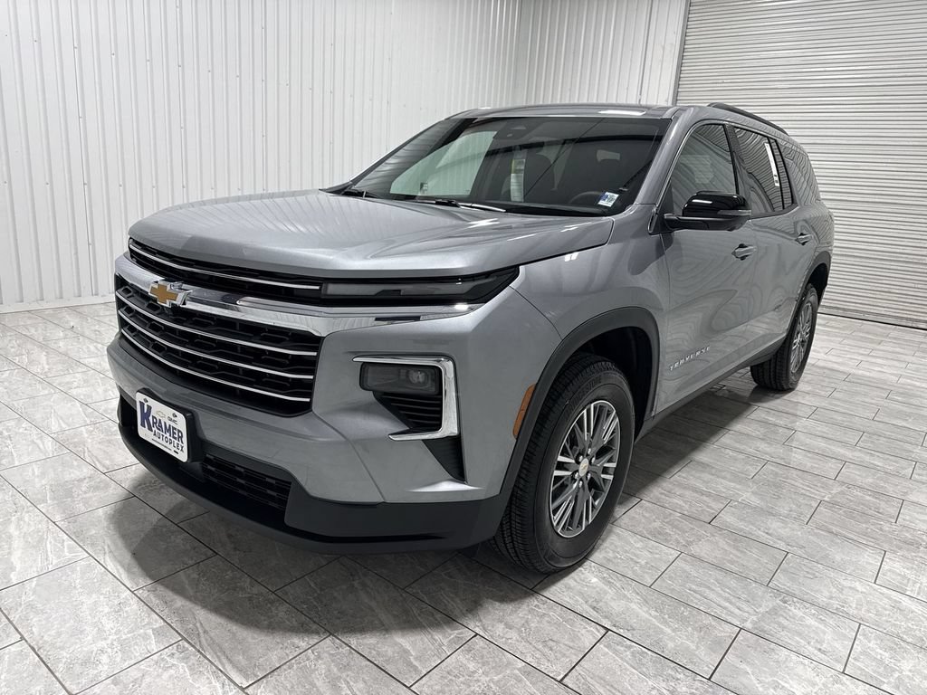 New 2027 Chevrolet Traverse LT w/ Driver Confidence Package