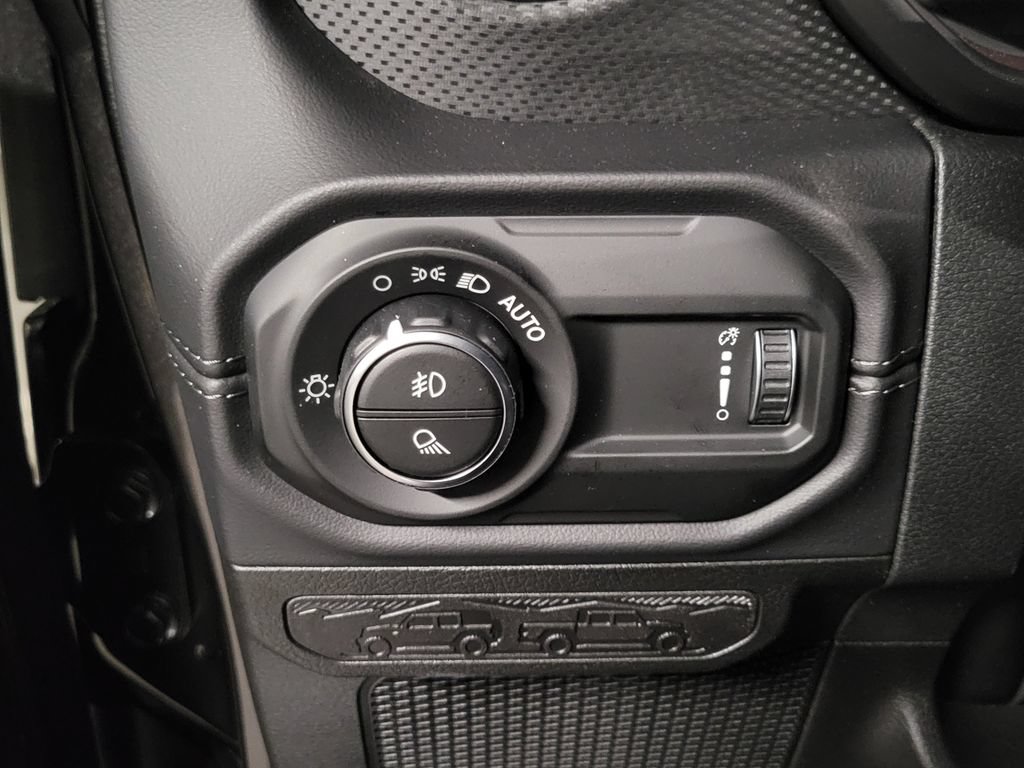 New 2026 Jeep Gladiator Mojave AWD/4WD image 11