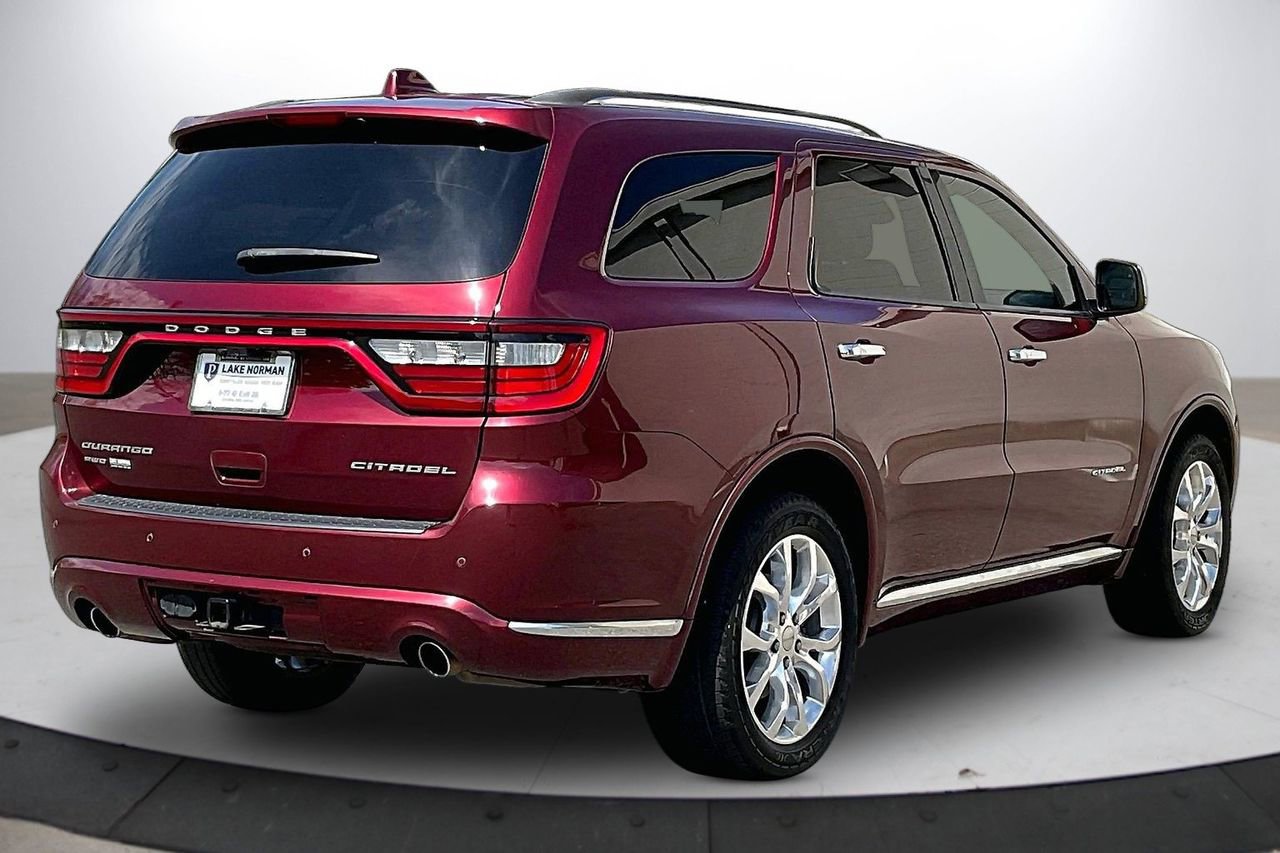 Used 2017 Dodge Durango Citadel w/ Premium Entertainment Group image 9