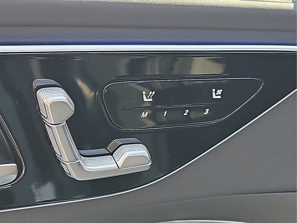 New 2026 Mercedes-Benz C 43 AMG 4MATIC Sedan image 18