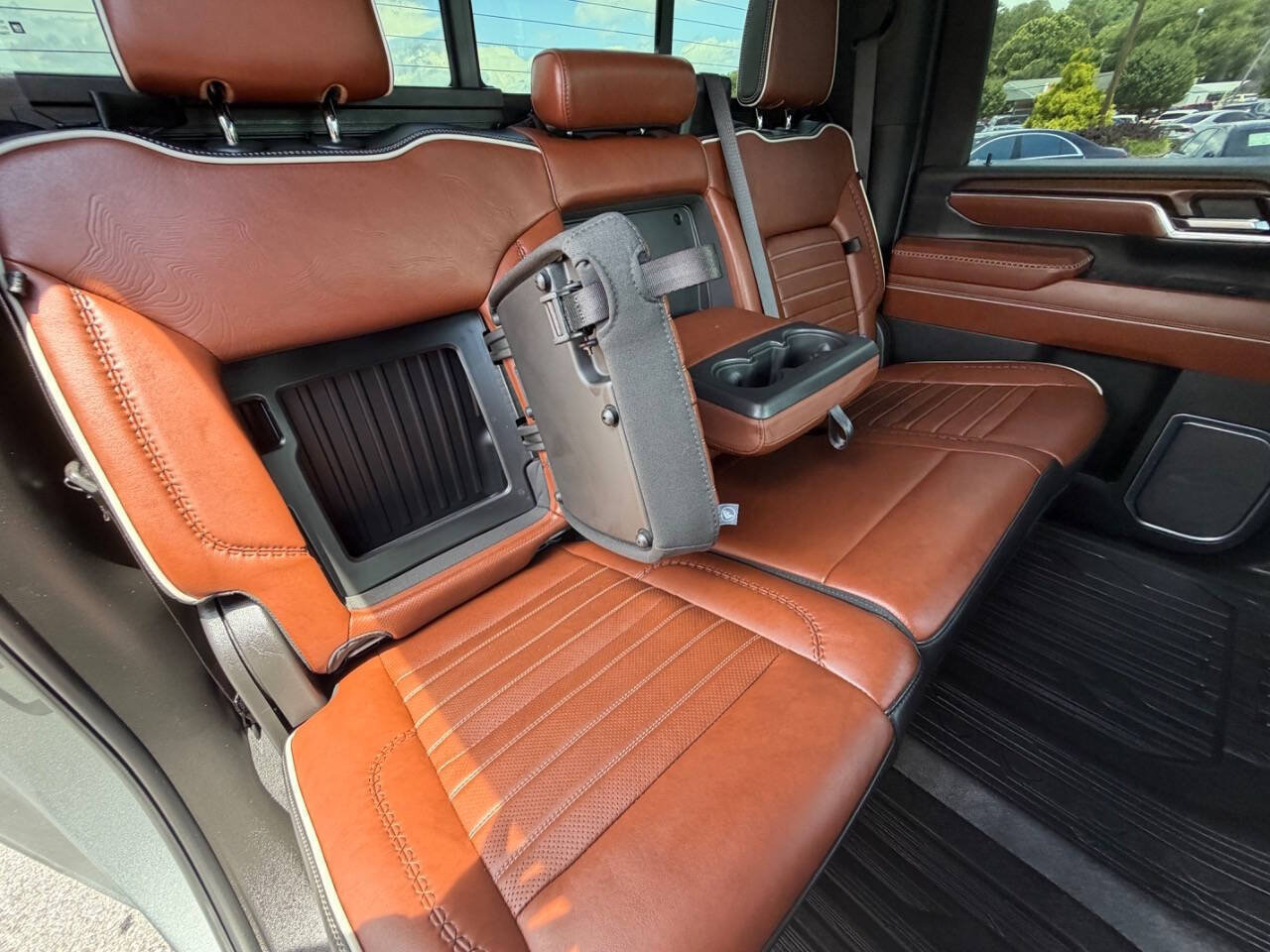 Used 2024 GMC Sierra 2500 Denali Ultimate AWD/4WD image 33