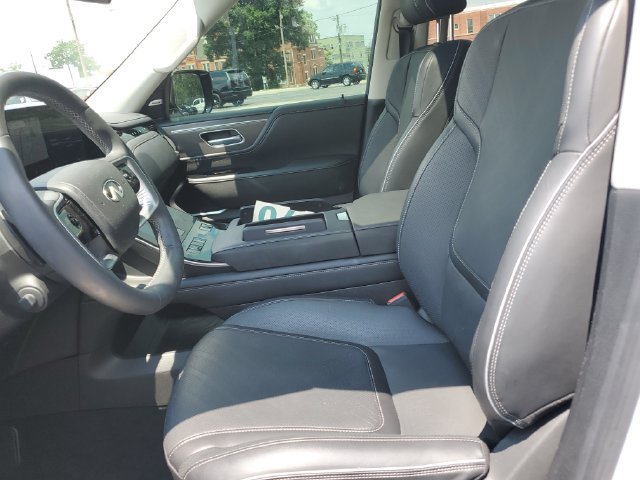 Used 2025 INFINITI QX80 Luxe w/ Cargo Package AWD/4WD image 19