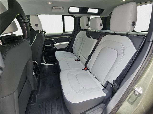 New 2025 Land Rover Defender 110 S AWD/4WD image 18