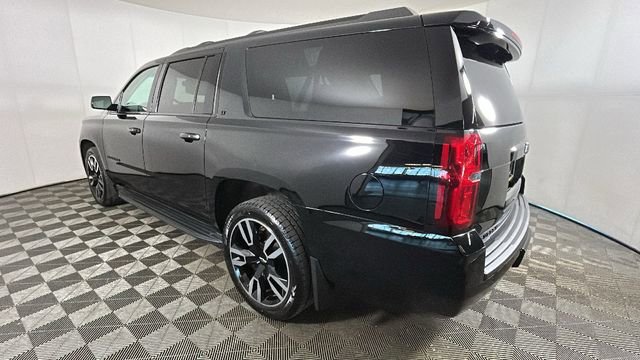 Used 2018 Chevrolet Suburban LT w/ Luxury Package AWD/4WD image 5