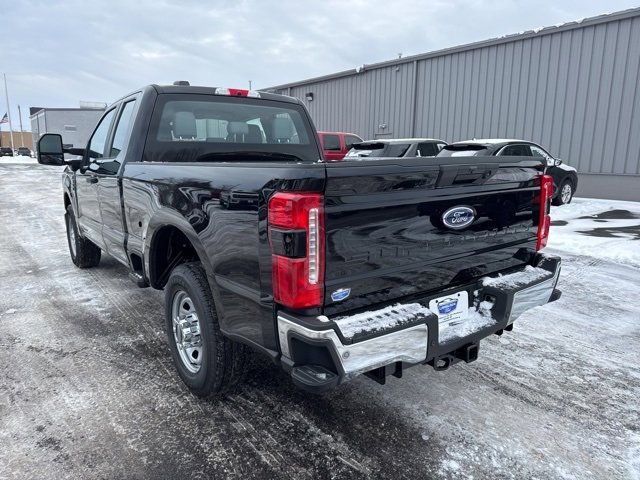 Used 2024 Ford F350 XL w/ 360-Degree Camera Package image 5