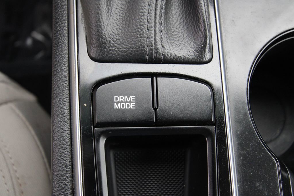 Used 2017 Hyundai Sonata SE image 28