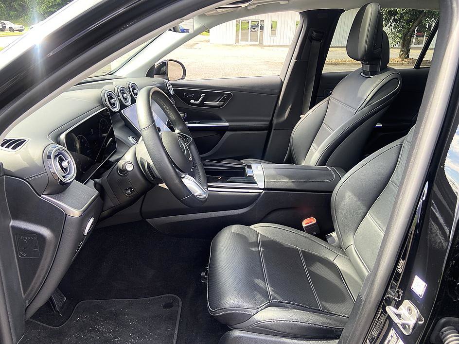 Used 2023 Mercedes-Benz GLC 300 4MATIC image 12