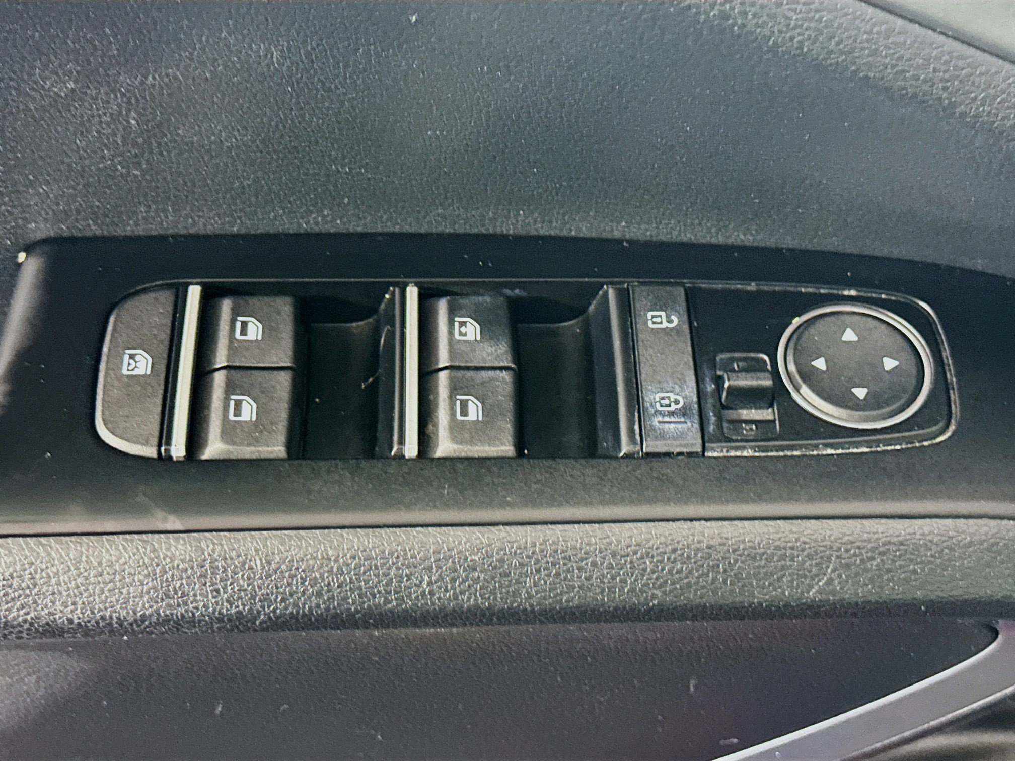 Used 2020 Kia Soul GT-Line w/ GT 2.0L Power Sunroof Package FWD image 24