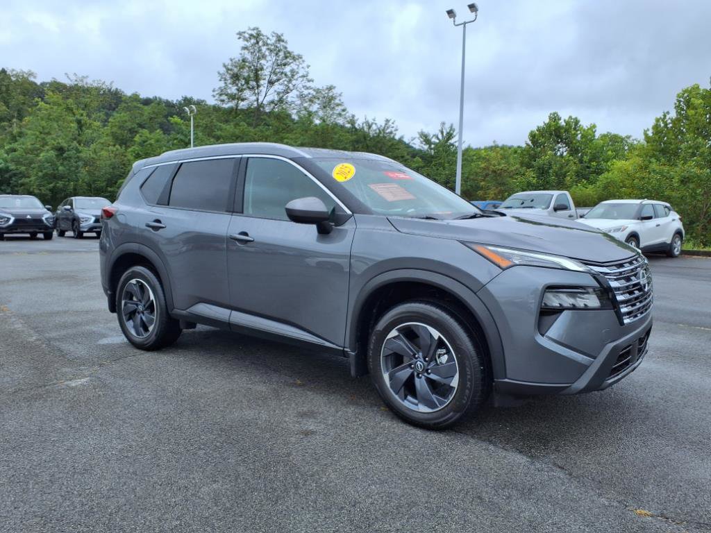 Certified 2025 Nissan Rogue SV w/ SV Premium Package image 14