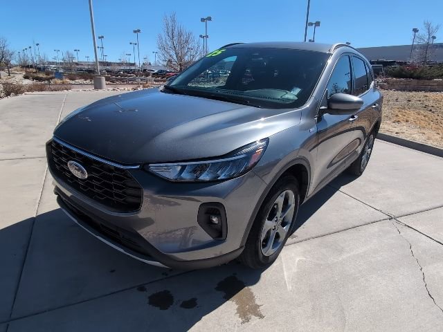 Used 2025 Ford Escape ST-Line Select video 3