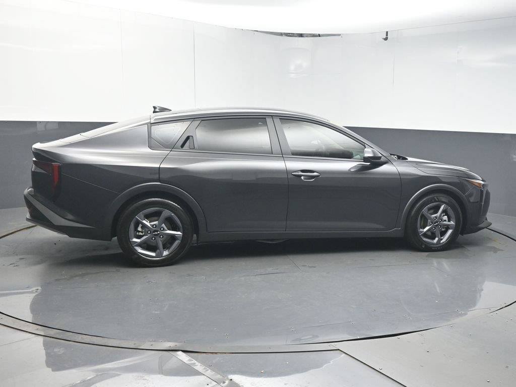 Used 2025 Kia K4 FWD image 8