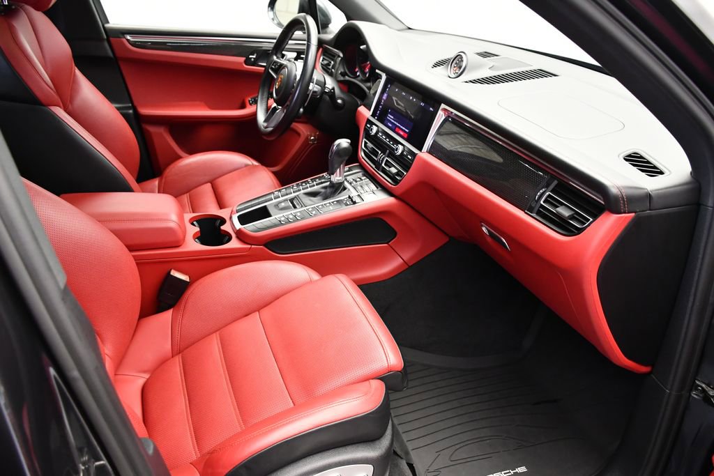 Certified 2021 Porsche Macan S AWD/4WD image 24