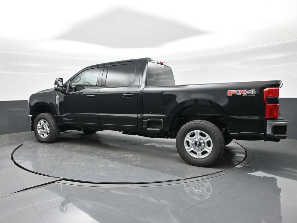 New 2026 Ford F250 XLT w/ XLT Premium Package AWD/4WD image 4