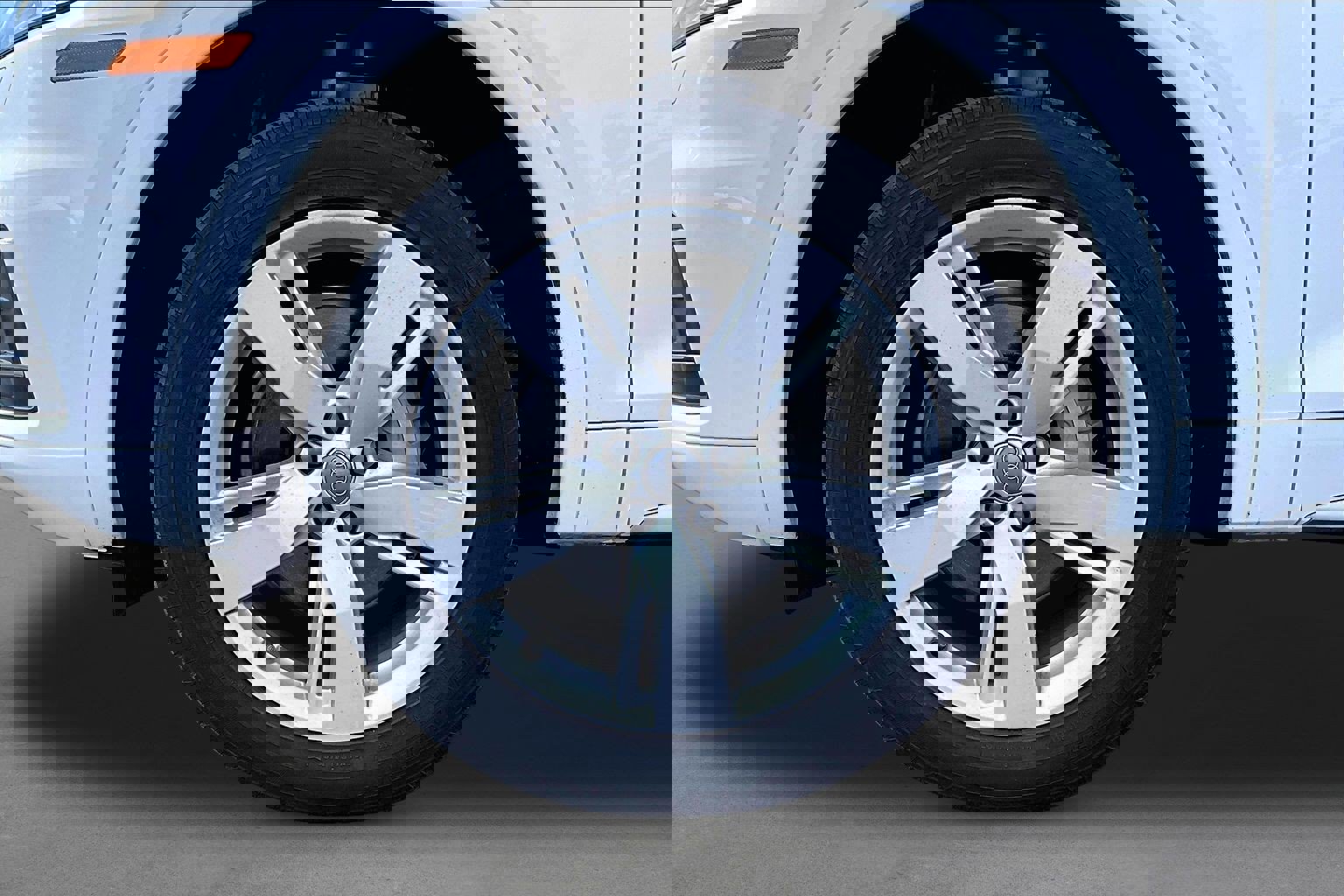 Used 2018 Audi Q5 2.0T Premium w/ Convenience Package AWD/4WD image 8