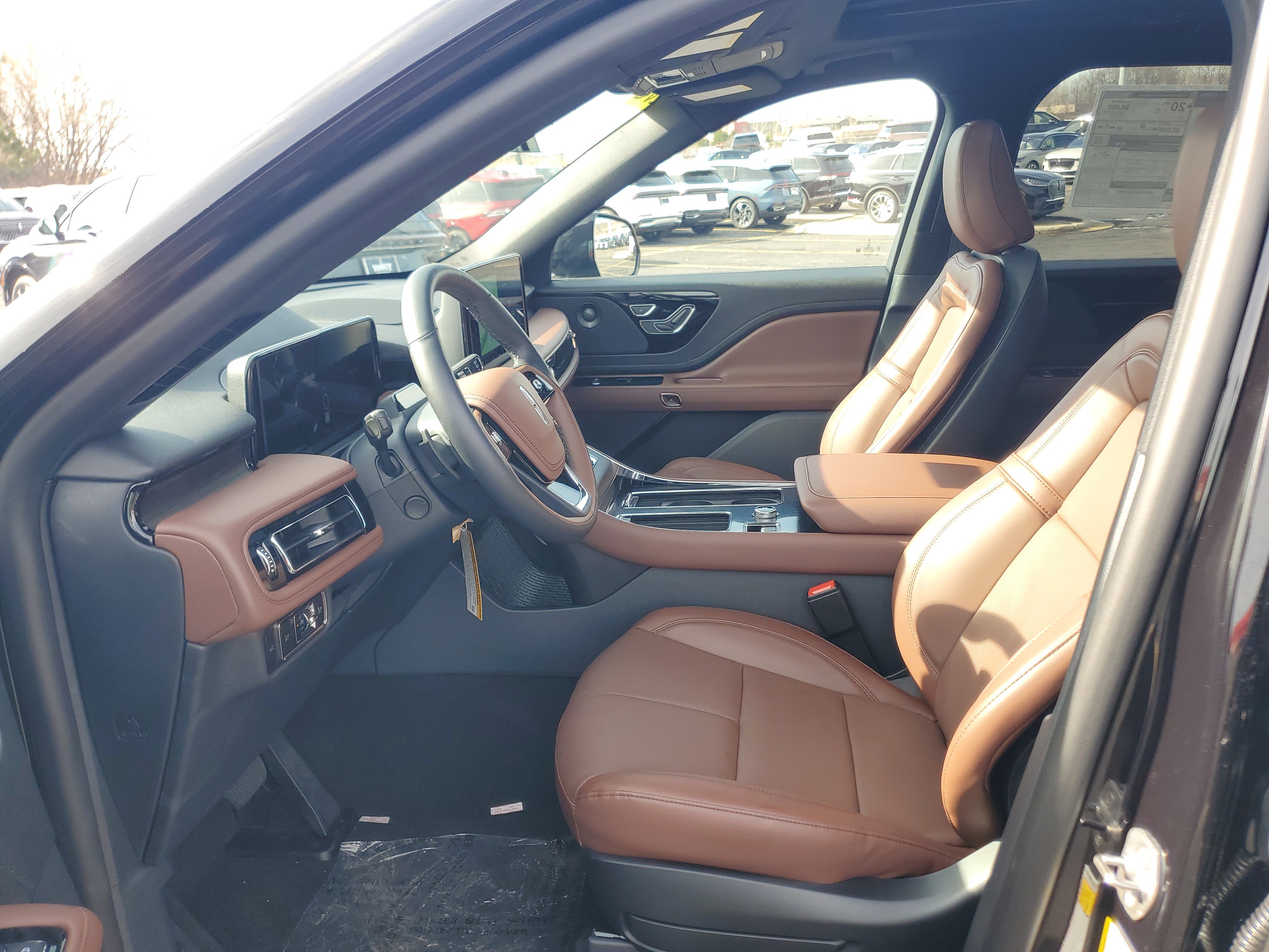 New 2026 Lincoln Aviator Reserve image 11