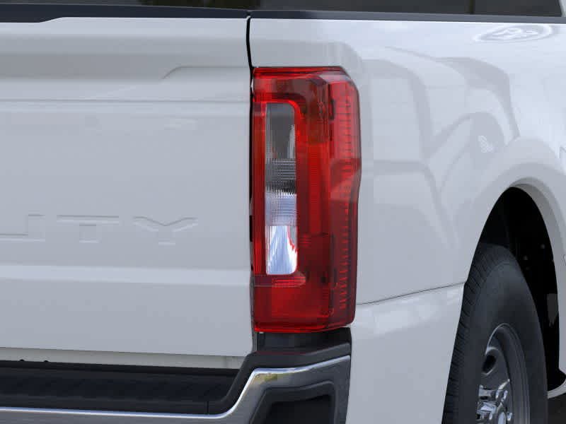 New 2025 Ford F250 XL w/ XL Chrome Package RWD image 21