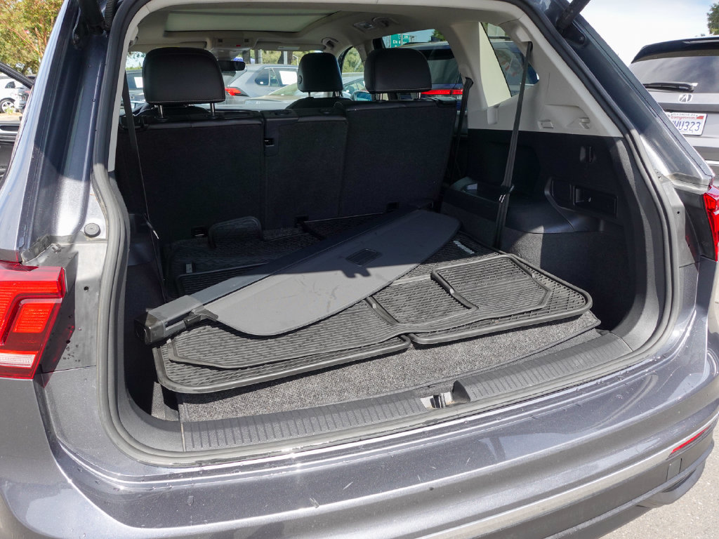 Used 2023 Volkswagen Tiguan SE FWD image 27