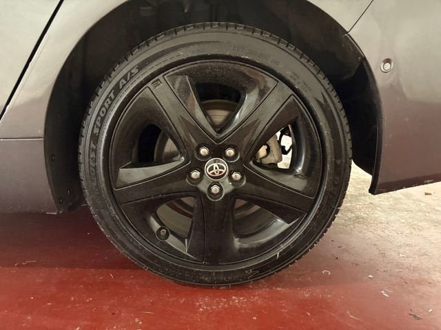 Certified 2019 Toyota Prius Limited FWD image 25