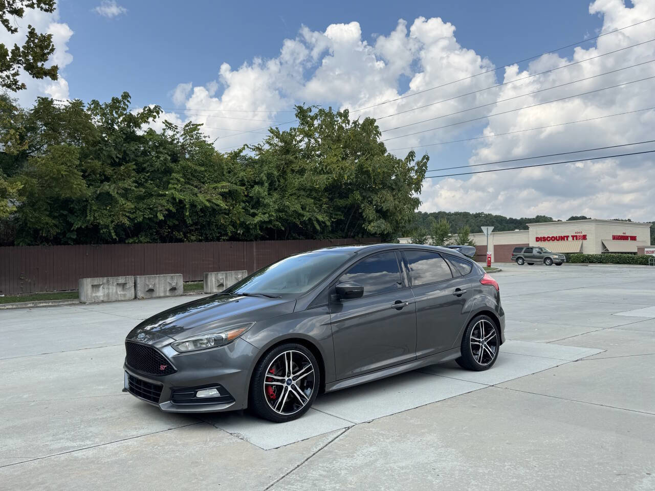Used 2017 Ford Focus ST w/ Equipment Group 401A