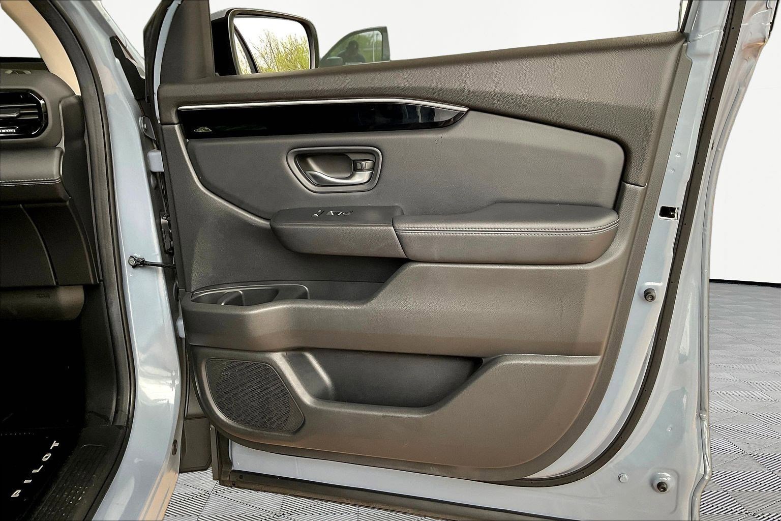 Used 2024 Honda Pilot Touring image 28