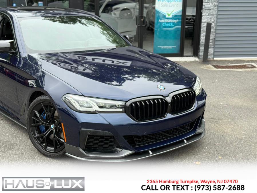 Used 2021 BMW M550i xDrive w/ Premium Package image 2