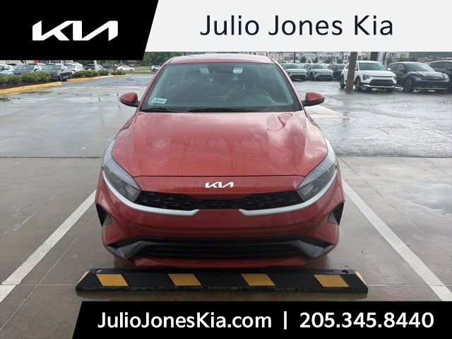 Used 2023 Kia Forte LXS w/ LXS Technology Package FWD image 1