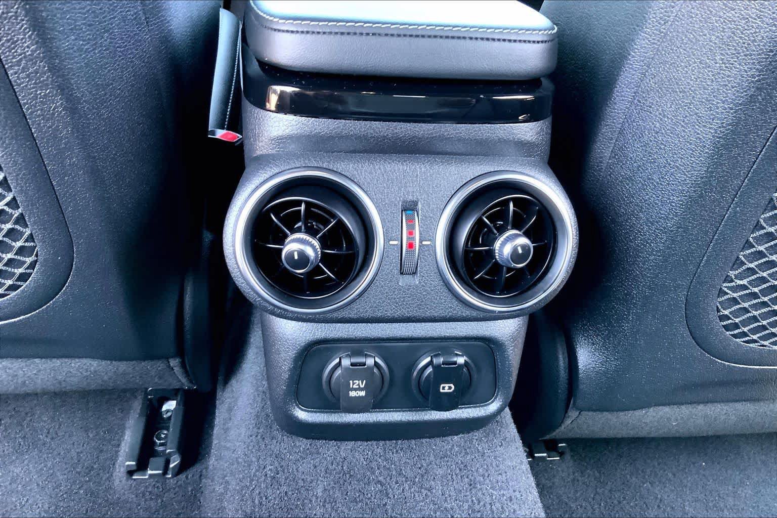 Used 2021 Kia Stinger GT-Line w/ Sun & Sound Package AWD/4WD image 34