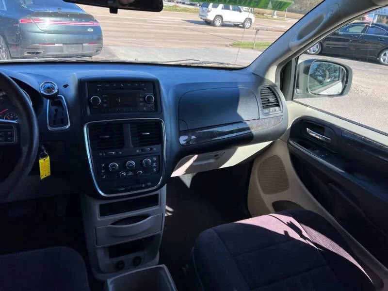 Used 2011 Dodge Grand Caravan Express w/ PWR Window Group FWD image 18