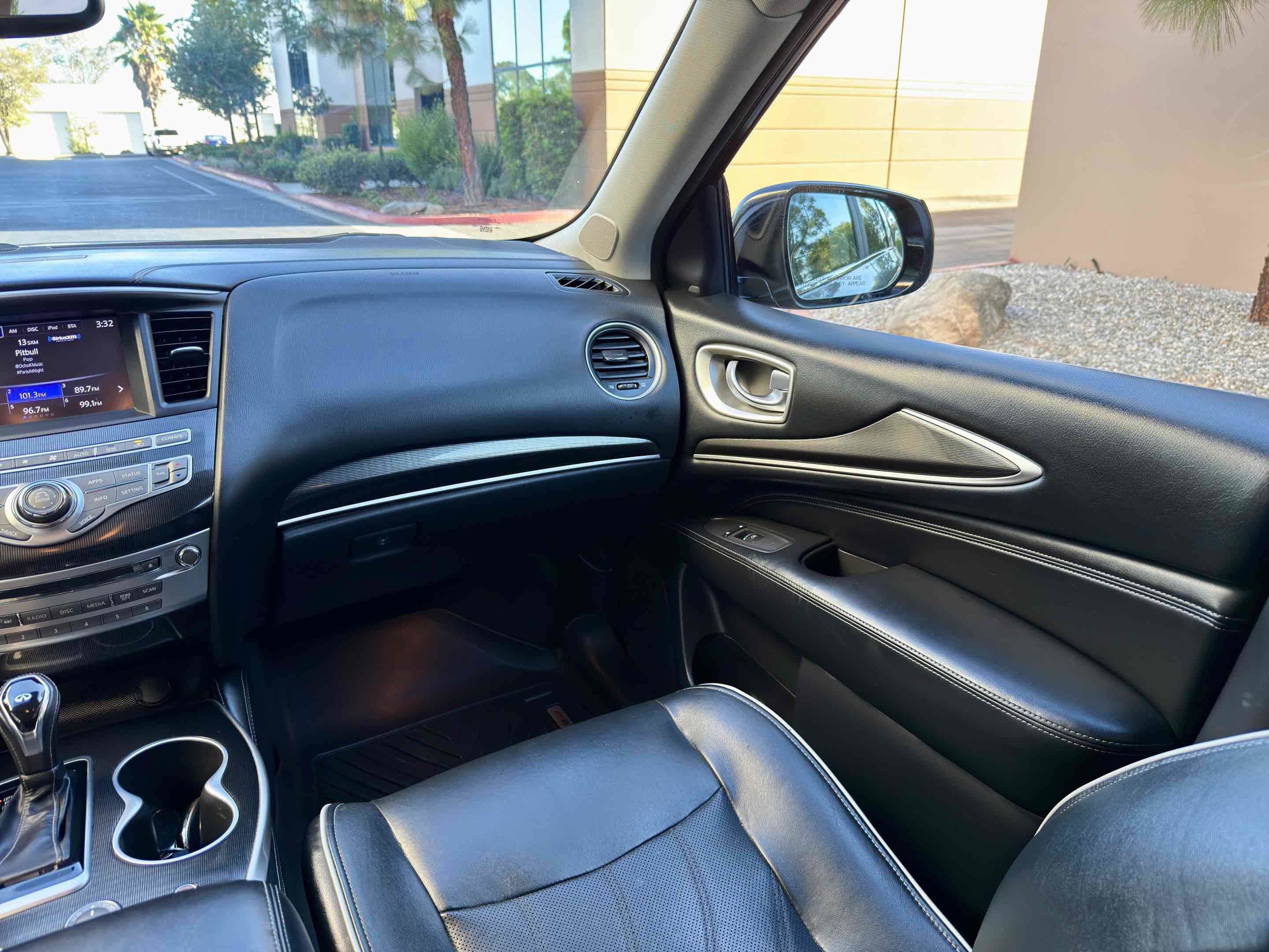 Used 2017 INFINITI QX60 FWD w/ Premium Plus Package image 23