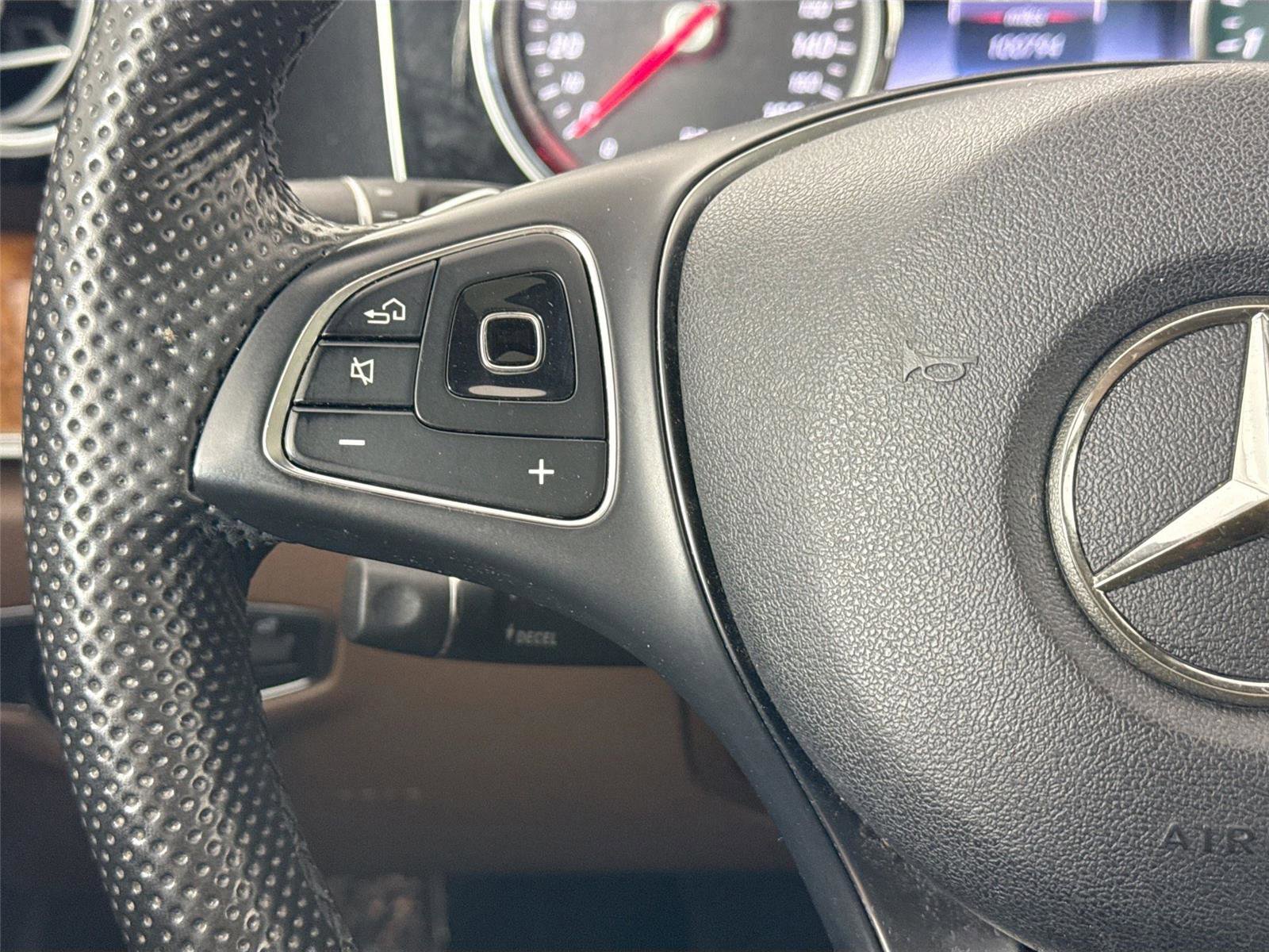 Used 2017 Mercedes-Benz E 300 4MATIC image 17