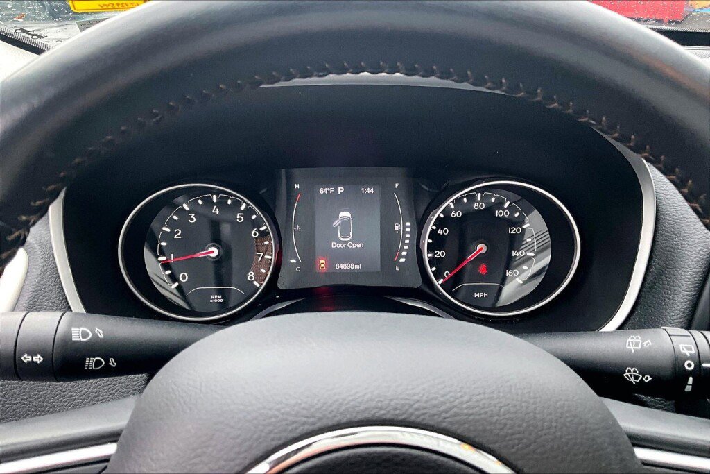 Used 2020 Jeep Compass Latitude image 8