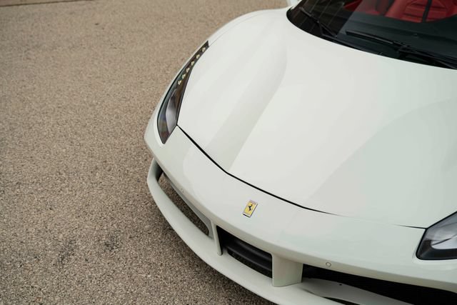 Used 2018 Ferrari 488 Spider RWD image 30