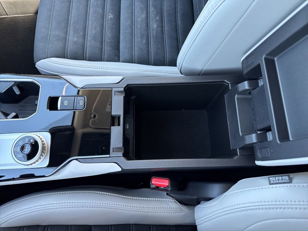 New 2026 Mitsubishi Outlander SE FWD image 21