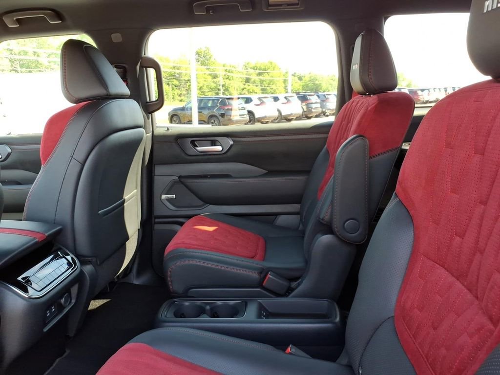 New 2026 Nissan Armada NISMO AWD/4WD image 8