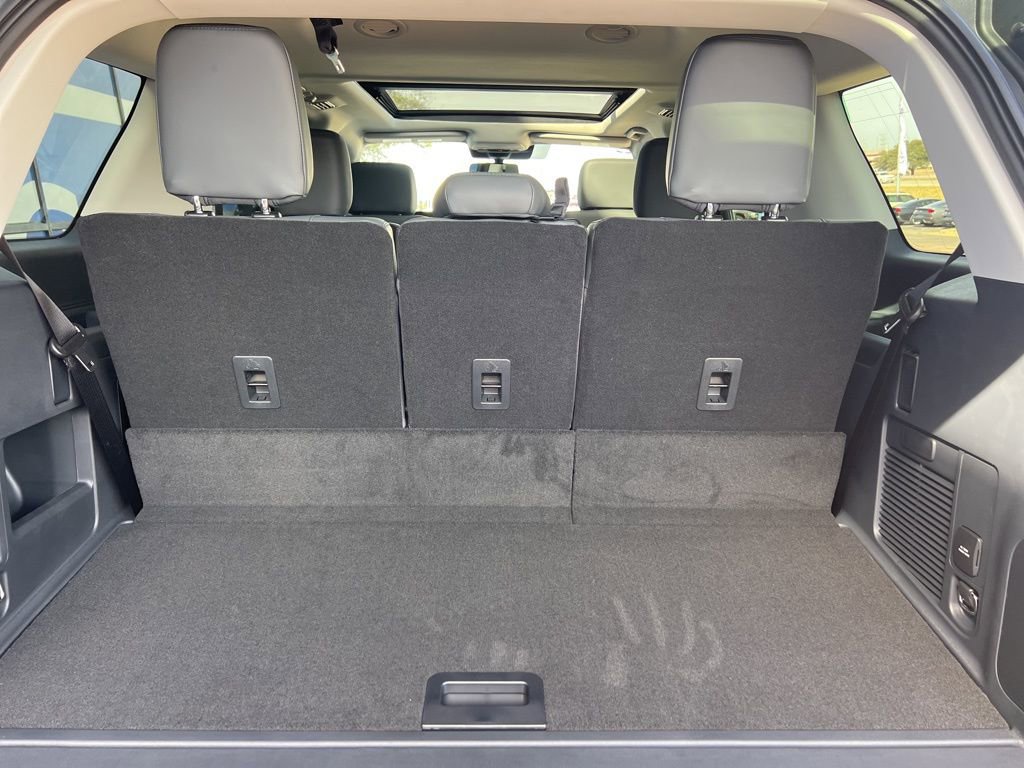 New 2026 Ford Expedition Active image 11
