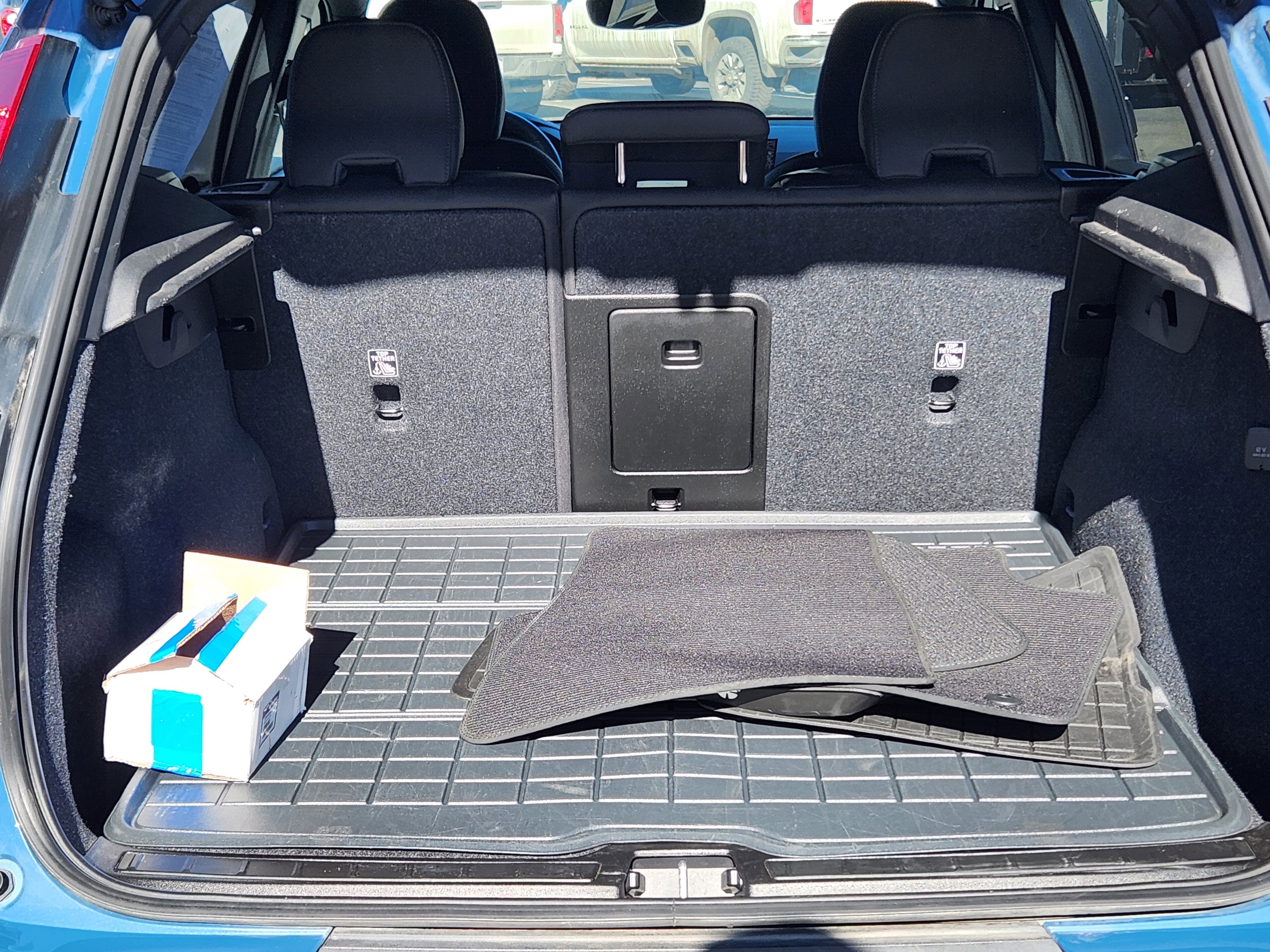 Used 2023 Volvo XC40 Recharge Ultimate image 22