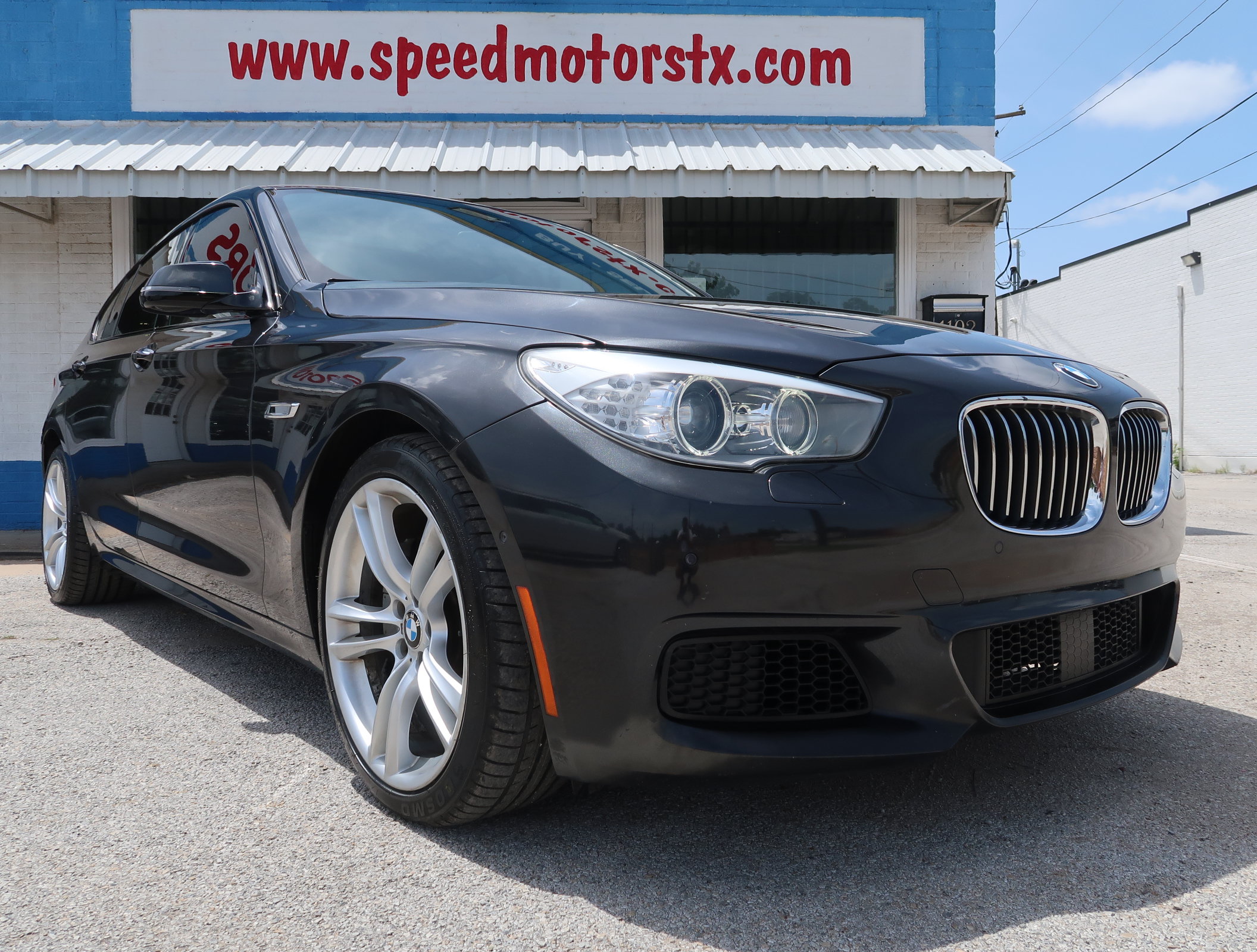 Used 2017 BMW 535i Gran Turismo RWD image 6