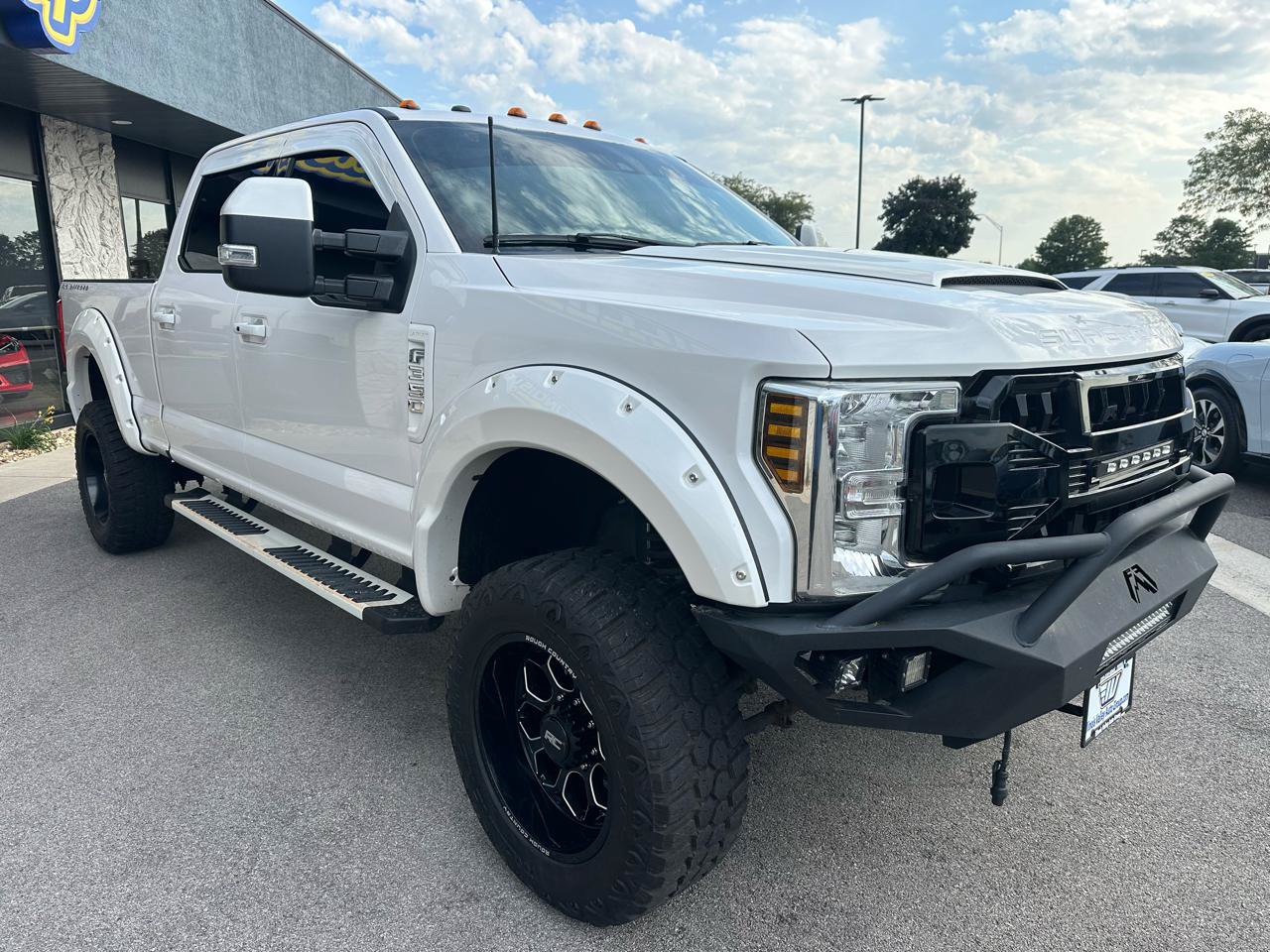 Used 2018 Ford F350 4x4 Crew Cab Super Duty image 9