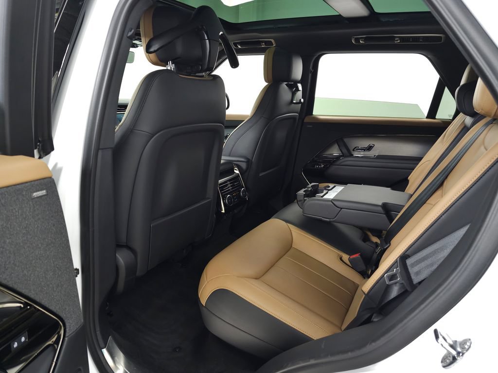 Used 2025 Land Rover Range Rover Sport Dynamic SE AWD/4WD image 41