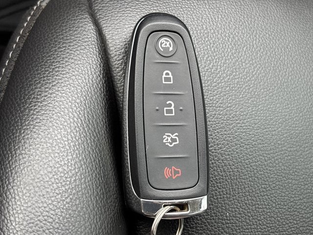 Used 2019 Ford Escape SEL FWD image 41