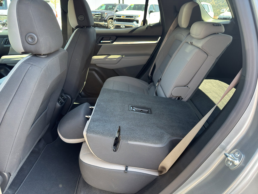 Used 2025 GMC Terrain Elevation AWD/4WD image 16