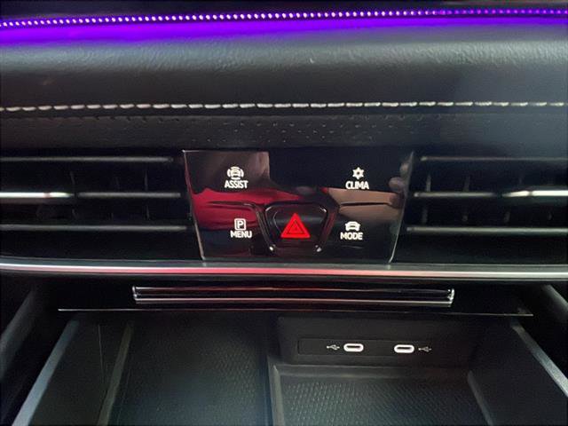 Used 2024 Volkswagen Atlas Cross Sport SEL Premium R-Line image 24