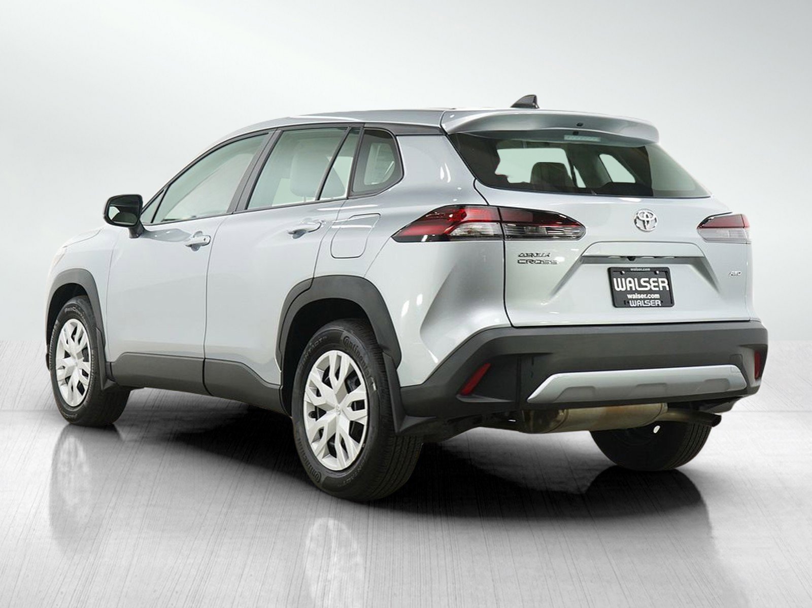 Used 2026 Toyota Corolla Cross L image 3