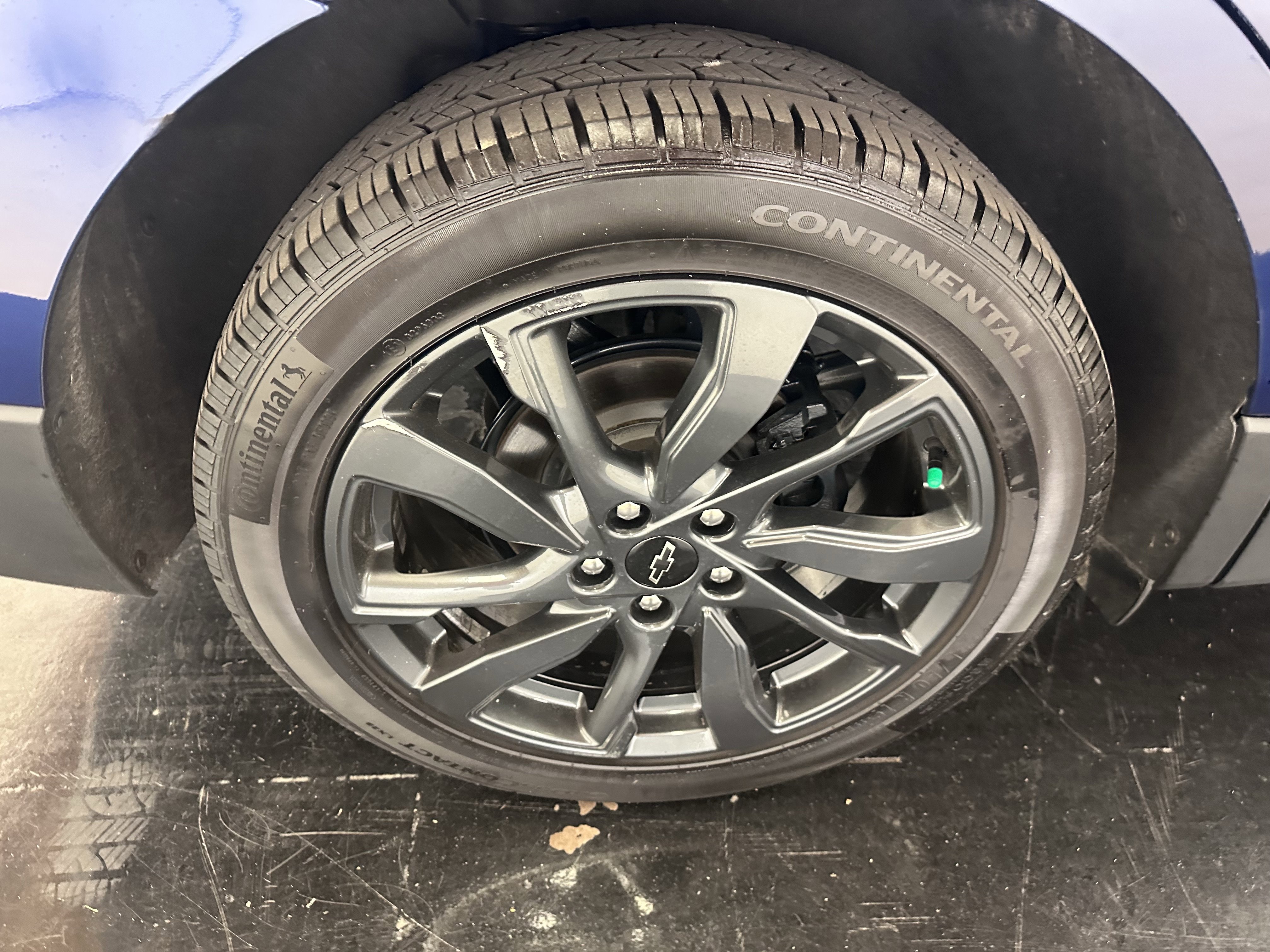 Used 2023 Chevrolet Equinox RS image 21