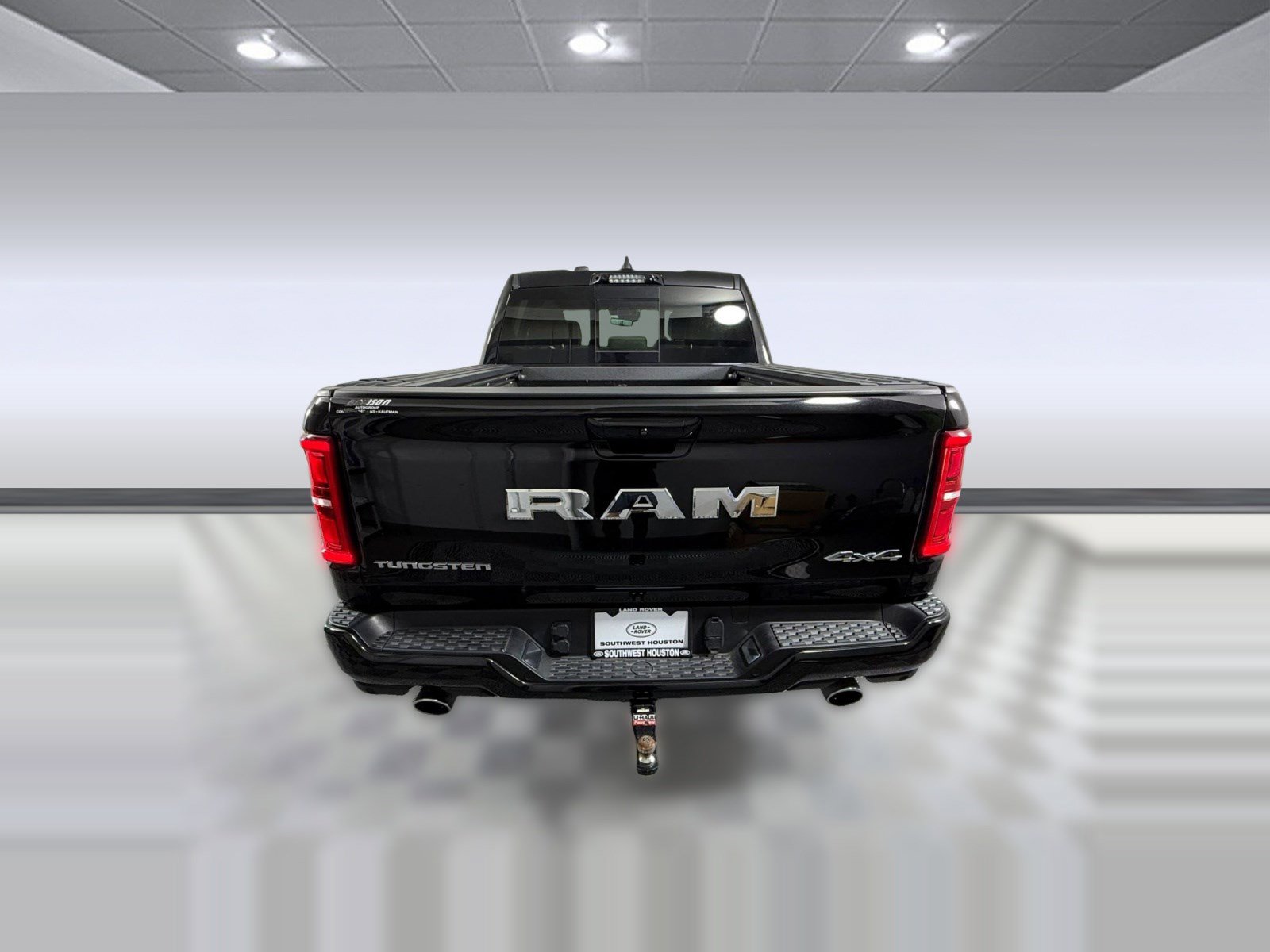 Used 2025 RAM 1500 Tungsten w/ Towing Technology Group image 10