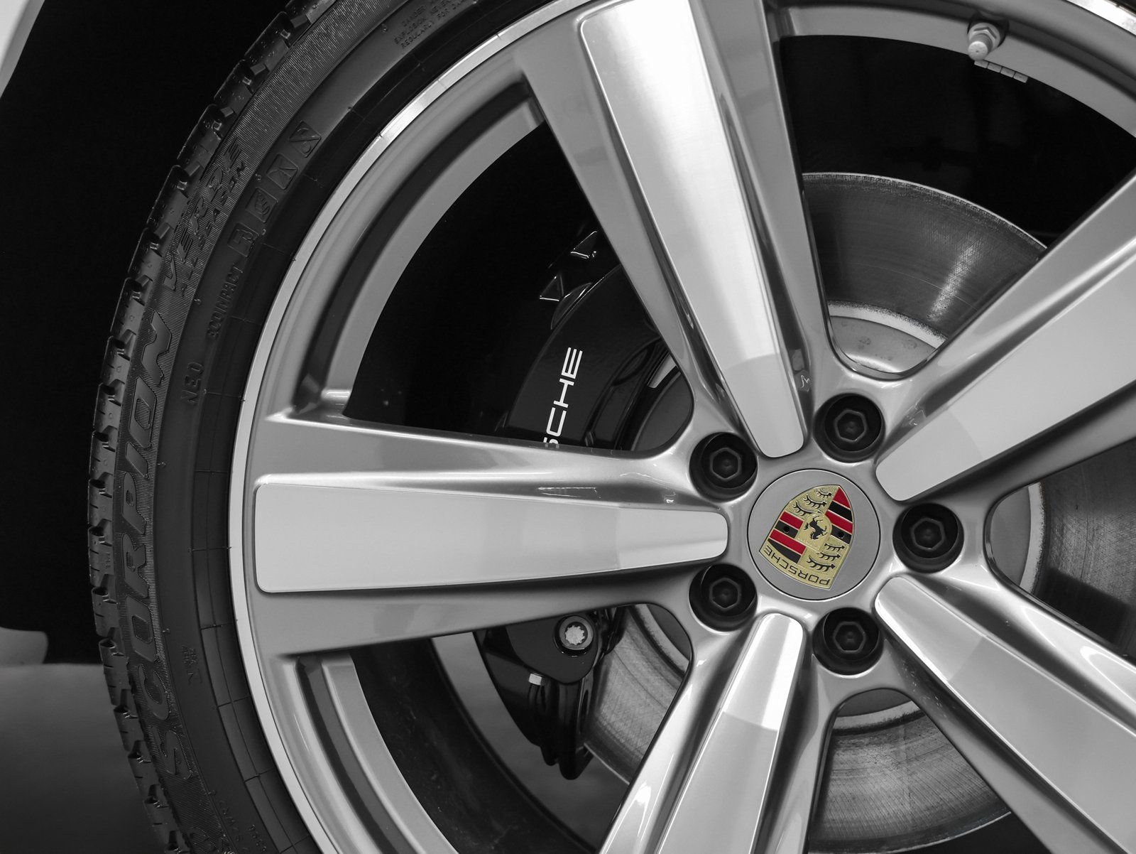 New 2026 Porsche Macan S image 17