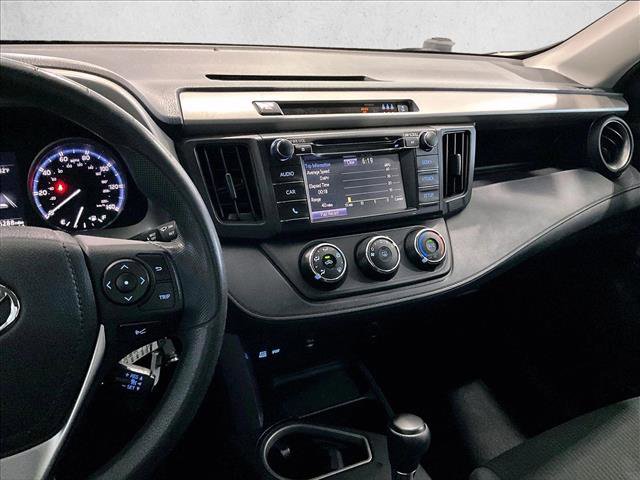 Used 2018 Toyota RAV4 LE image 8