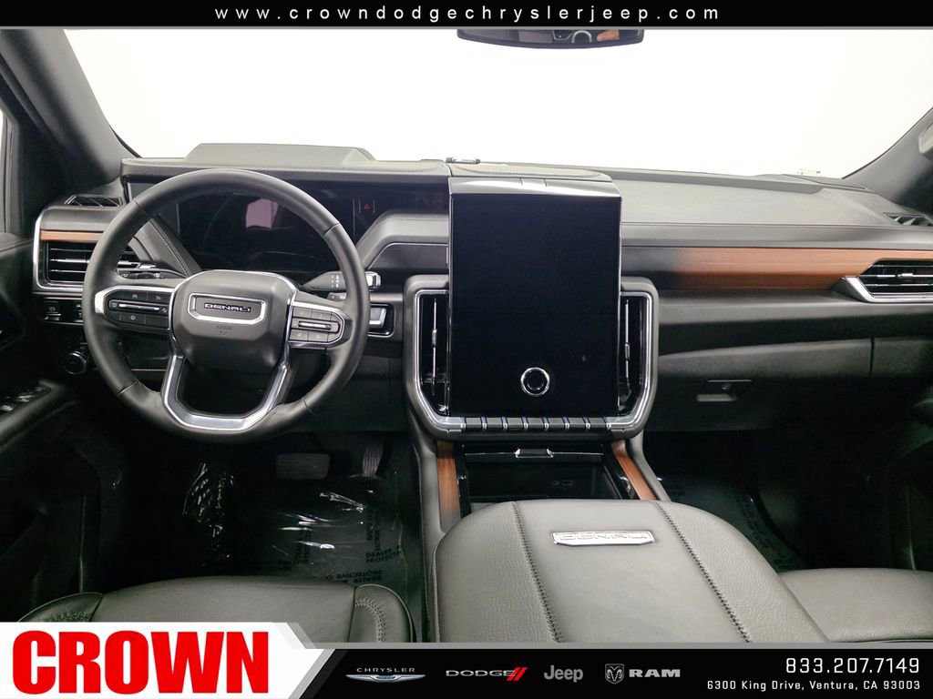 Used 2025 GMC Yukon XL Denali AWD/4WD image 21