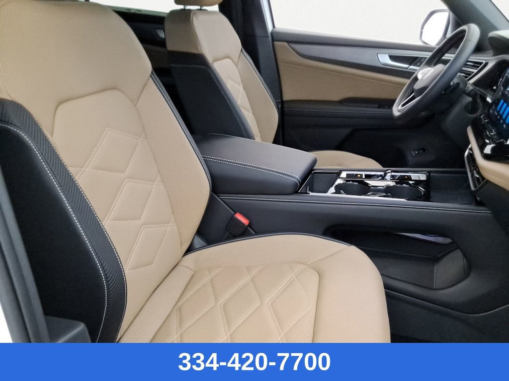 Used 2025 Volkswagen Atlas Cross Sport SE image 14